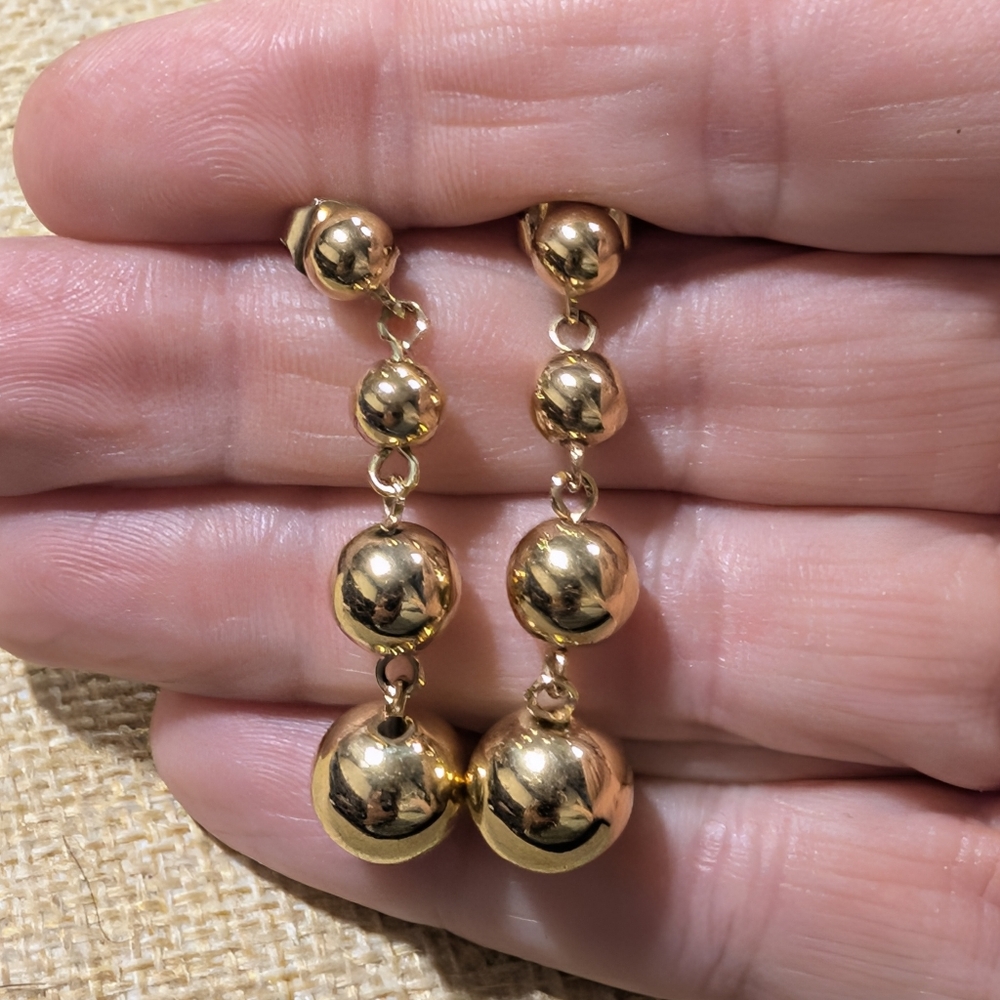 Vintage Goldtoned Ball Drop Pierced Fashion Earrings